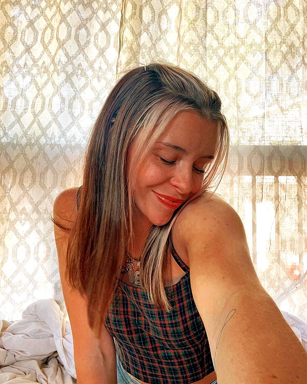tayyy.arrowood instagram image archive image