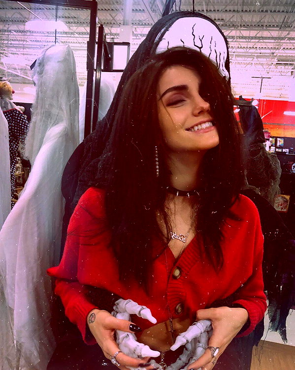 teafl0wer instagram image archive image
