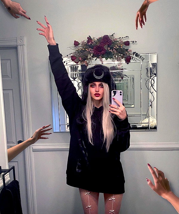 teafl0wer instagram image archive image