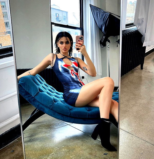 teafl0wer instagram image archive image