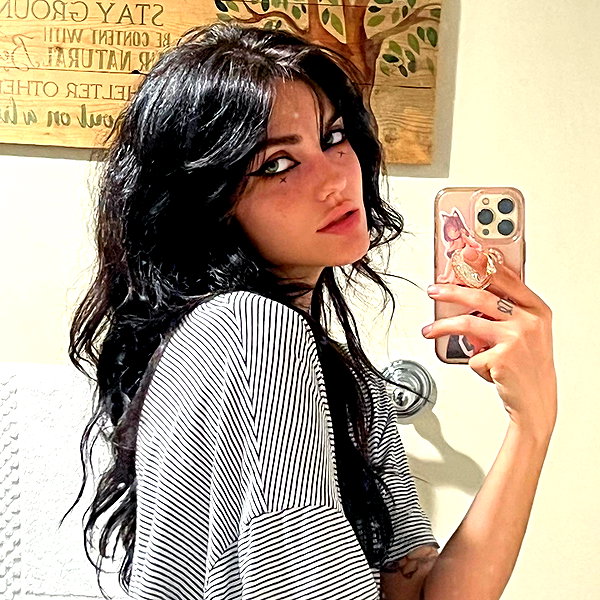 teafl0wer instagram image archive image