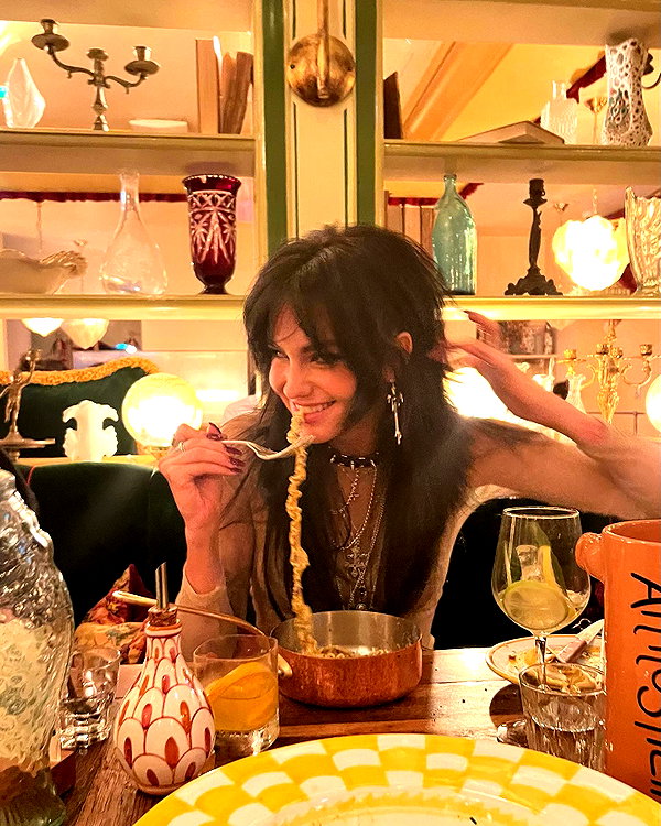 teafl0wer instagram image archive image