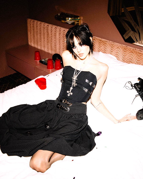 teafl0wer instagram image archive image