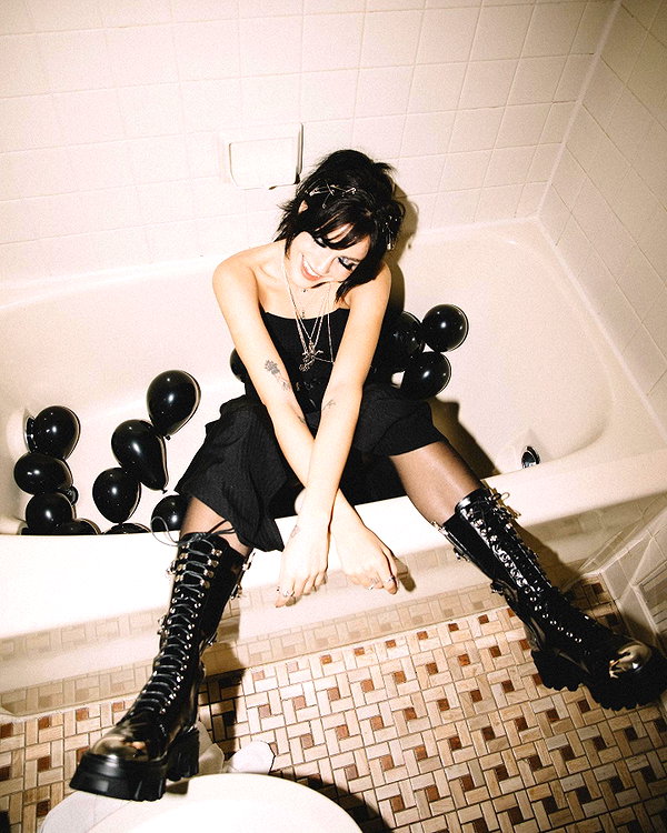 teafl0wer instagram image archive image