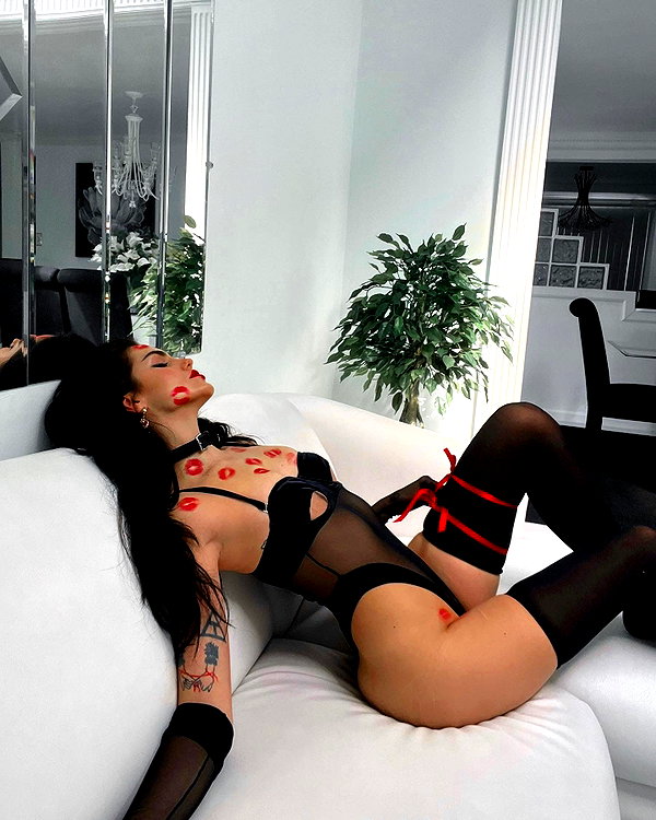 teafl0wer instagram image archive image