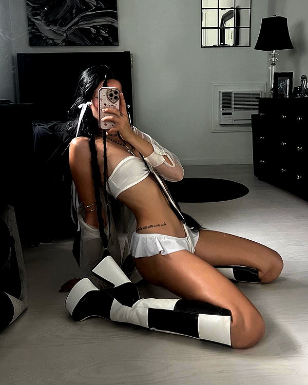 teafl0wer instagram image archive image