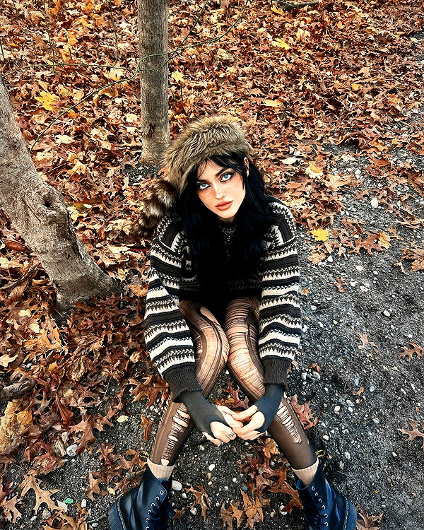 teafl0wer instagram image archive image