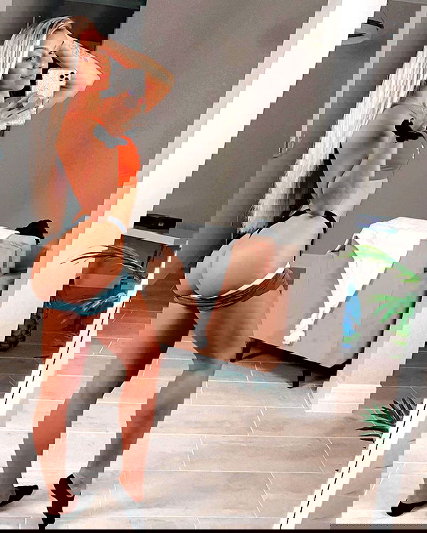 therealbrittfit therealbrittfit archive image