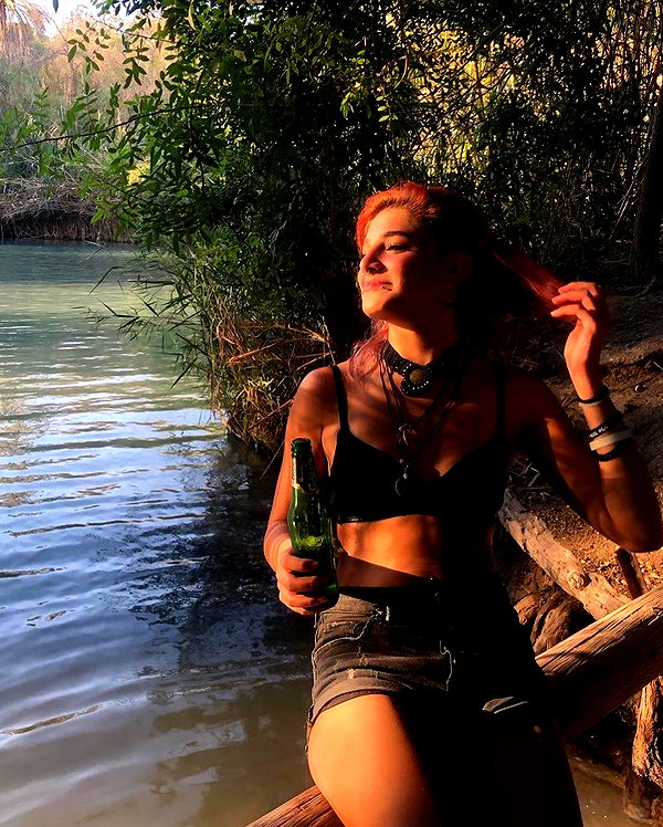 toharsandrusi instagram image archive image