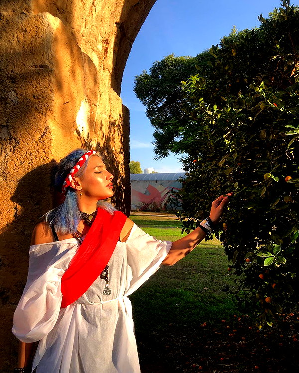 toharsandrusi instagram image archive image