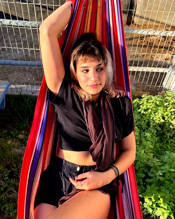 toharsandrusi instagram image archive image