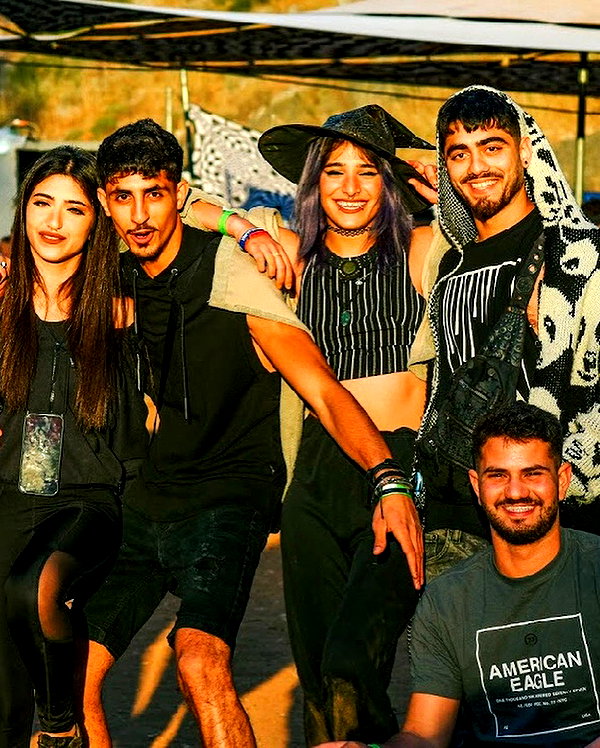 toharsandrusi instagram image archive image