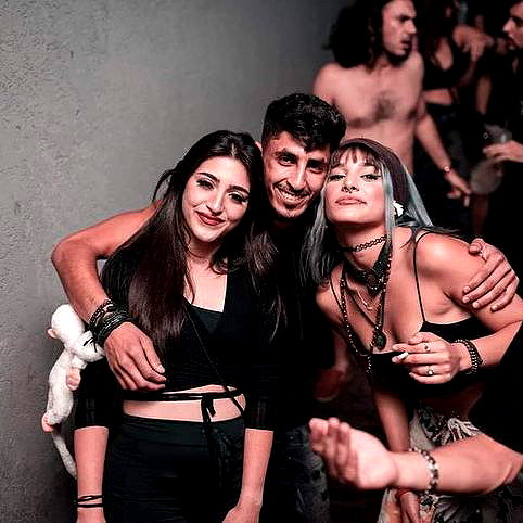 toharsandrusi instagram image archive image