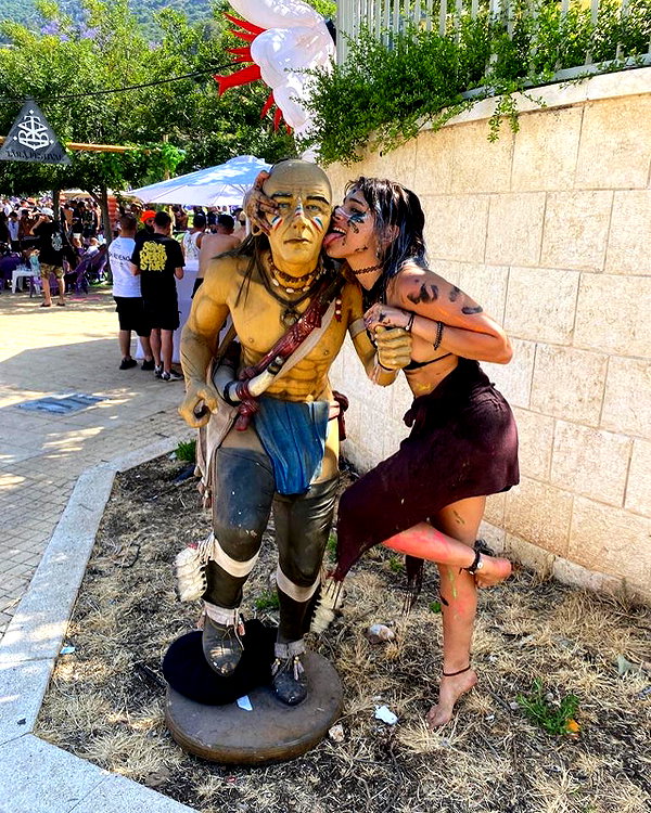 toharsandrusi instagram image archive image