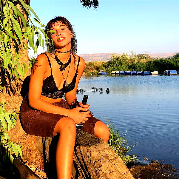 toharsandrusi instagram image archive image