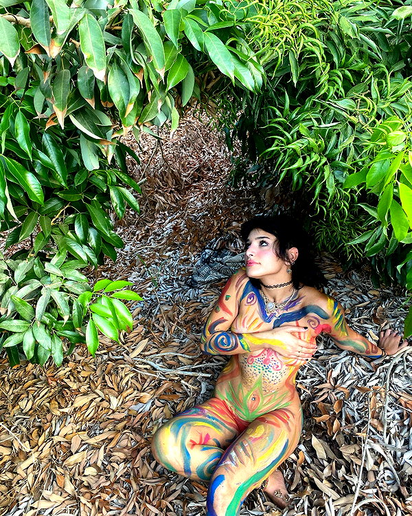 toharsandrusi instagram image archive image