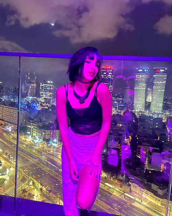 toharsandrusi instagram image archive image