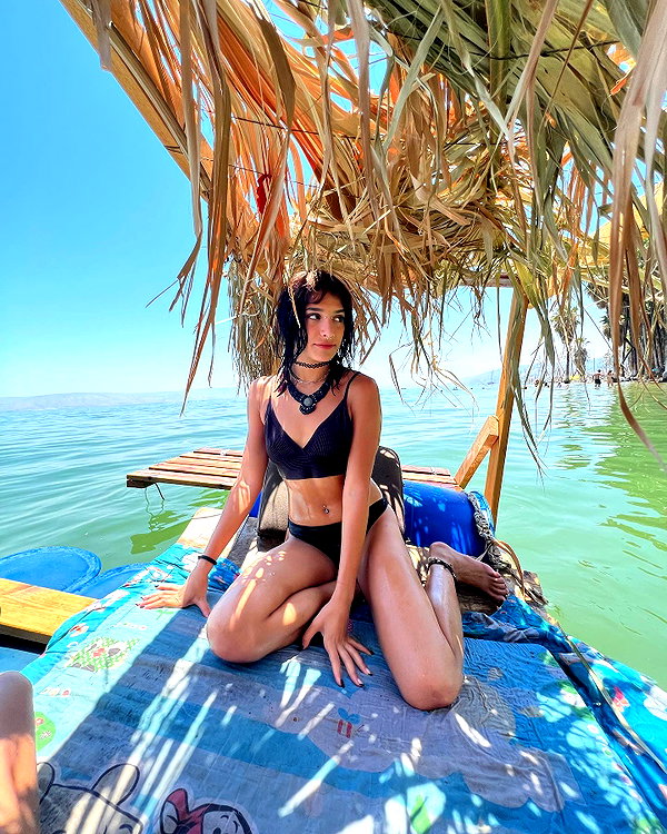 toharsandrusi instagram image archive image