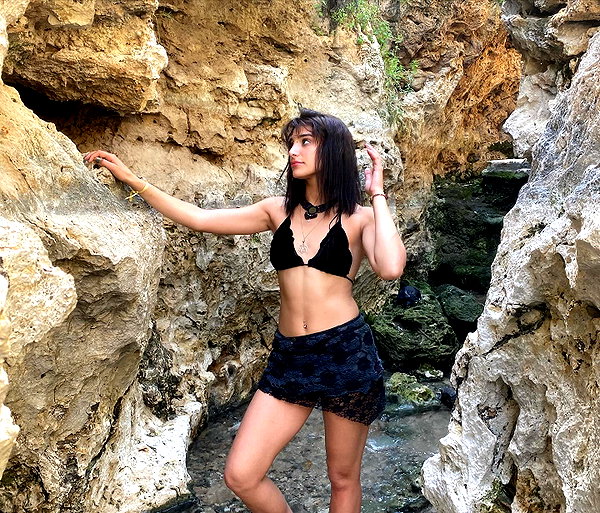 toharsandrusi instagram image archive image