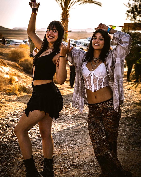 toharsandrusi instagram image archive image