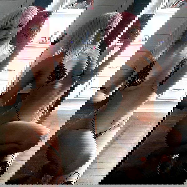 uniquexbrat image ~ Altpins