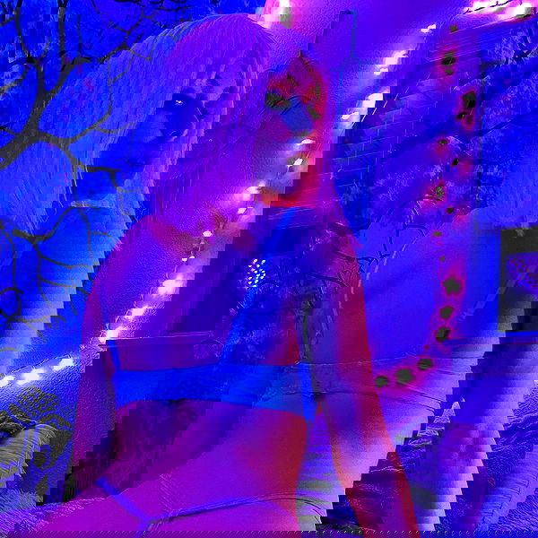 uniquexbrat image ~ Altpins