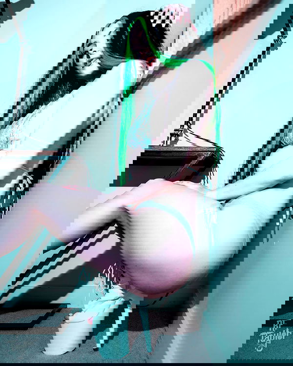 uniquexbrat image ~ Altpins