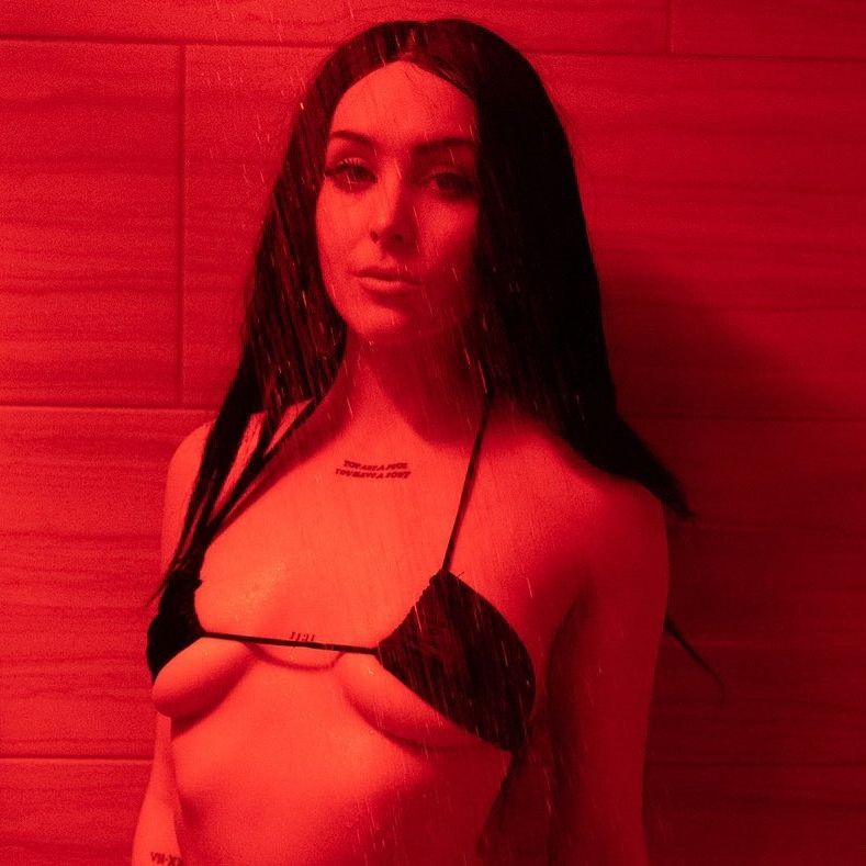 uniquexbrat instagram image archive image