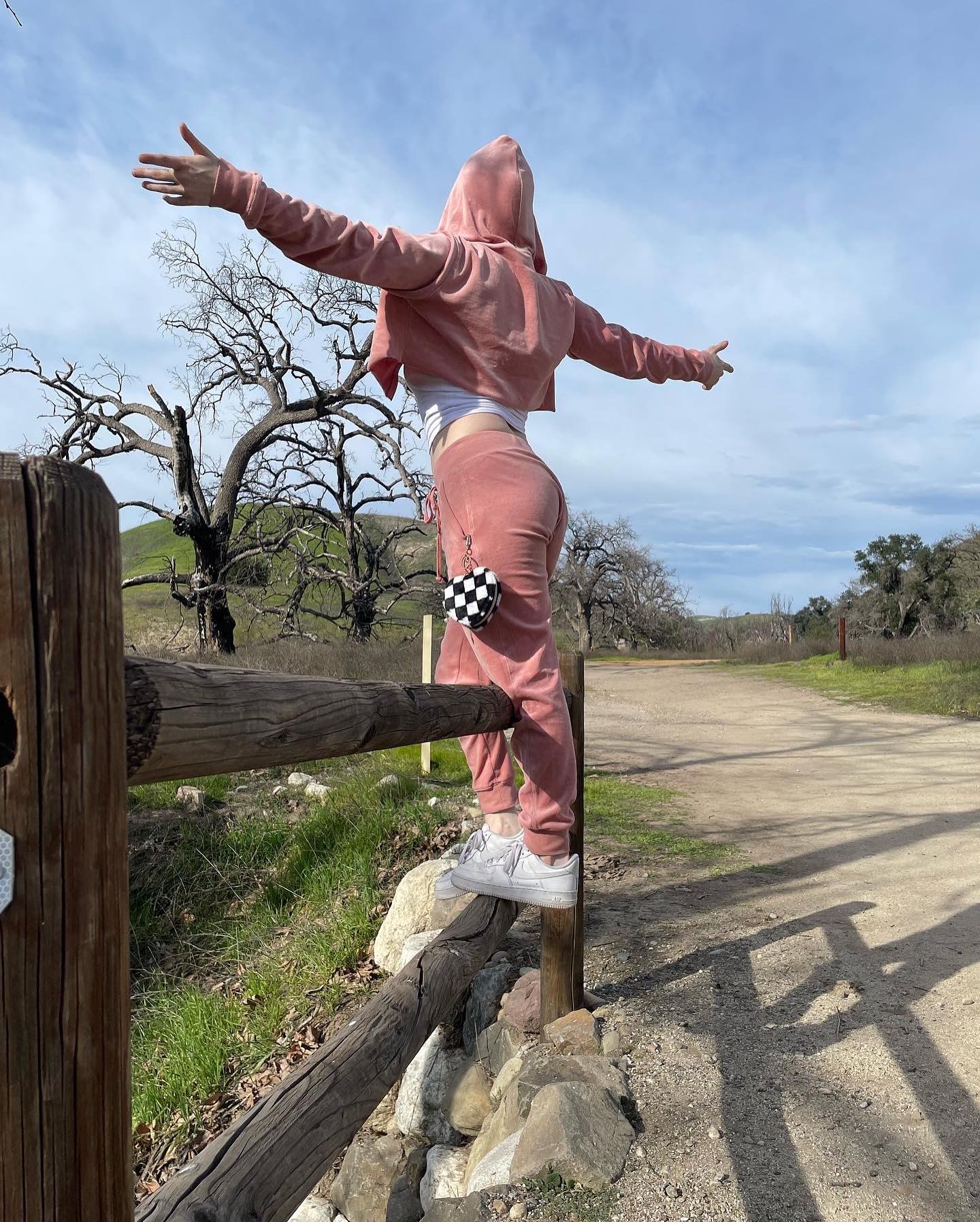 uniquexbrat instagram image archive image