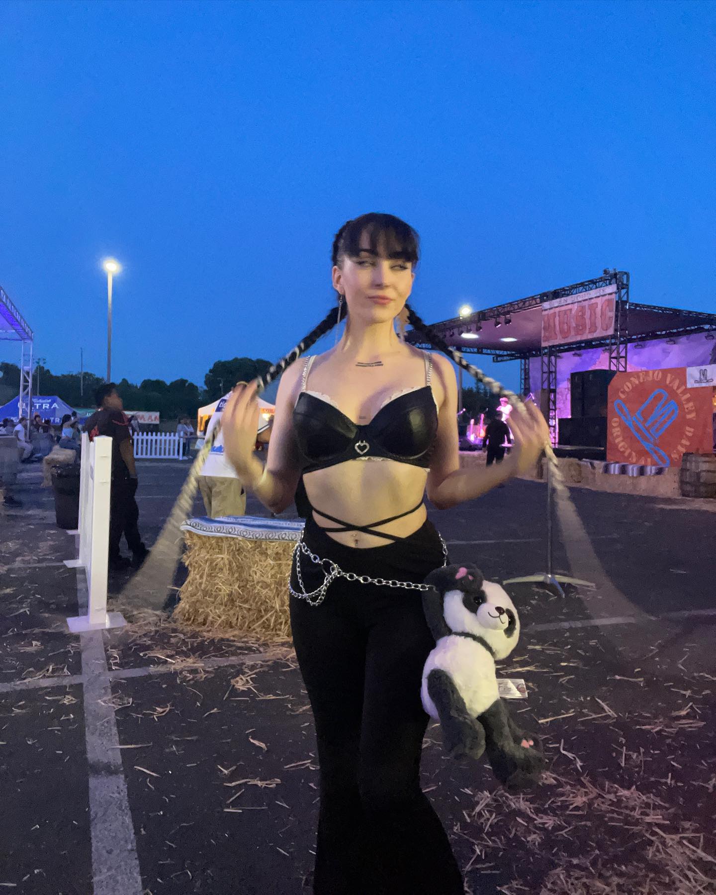 uniquexbrat instagram image archive image