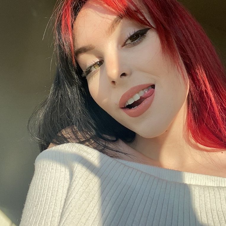 uniquexbrat instagram image archive image