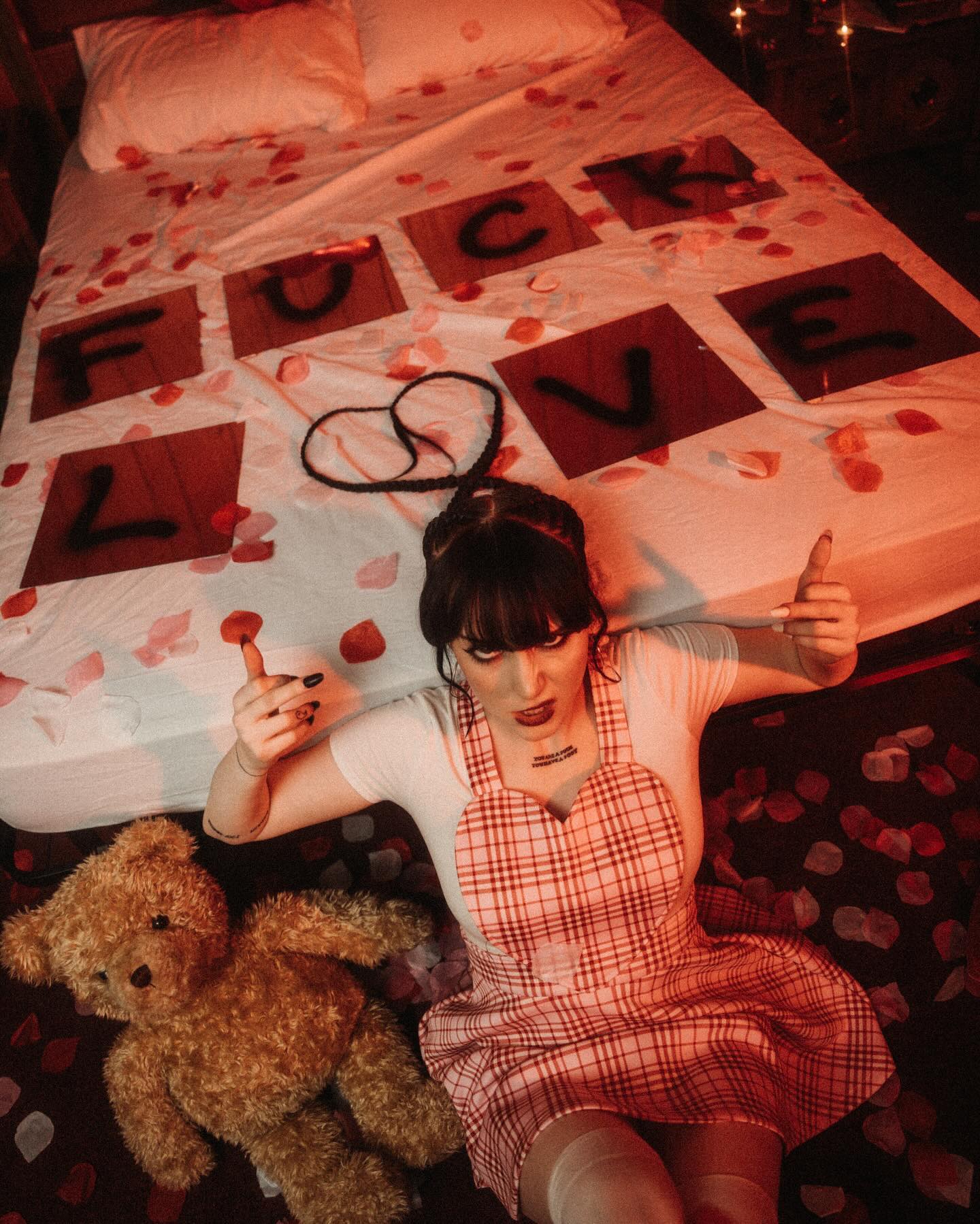 uniquexbrat instagram image archive image