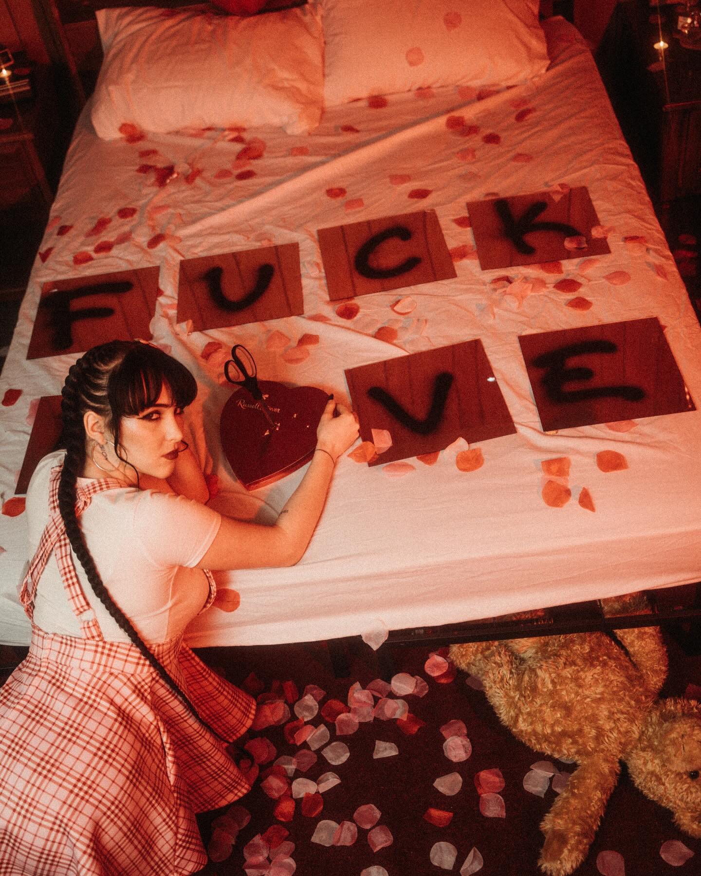 uniquexbrat instagram image archive image