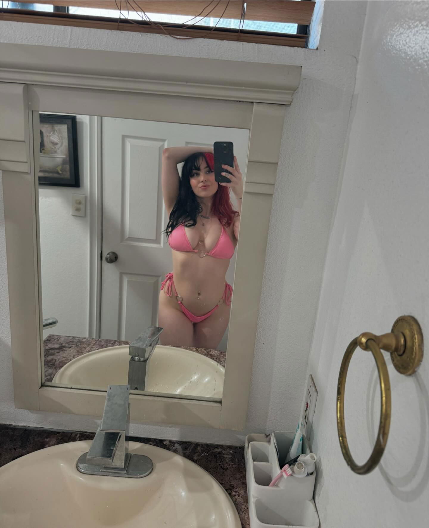 uniquexbrat instagram image archive image