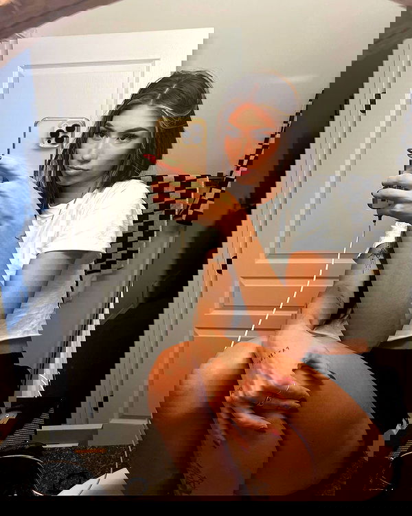 urfavbellabby urfavbellabby archive image