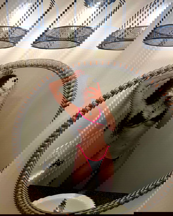 urfavbellabby urfavbellabby archive image