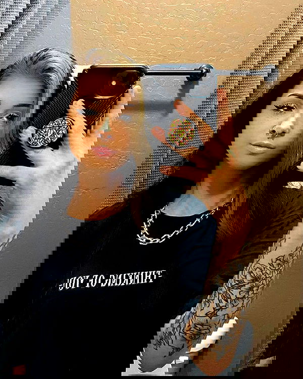 v.okay image ~ Altpins