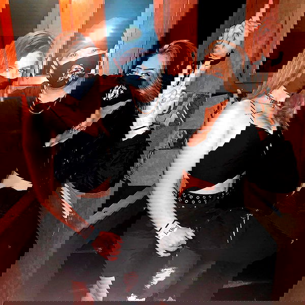 v.okay image ~ Altpins