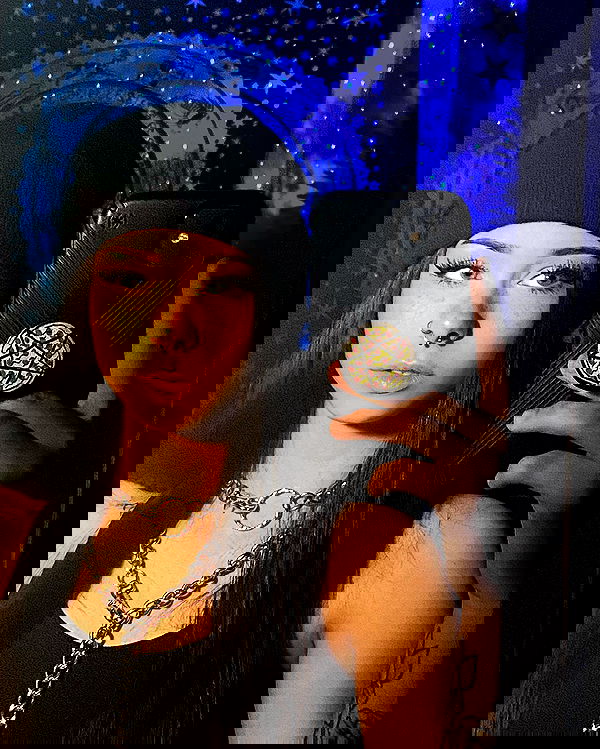 v.okay image ~ Altpins