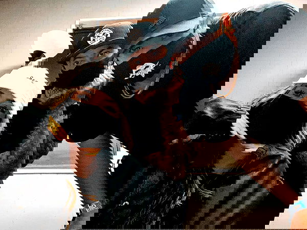 v.okay image ~ Altpins