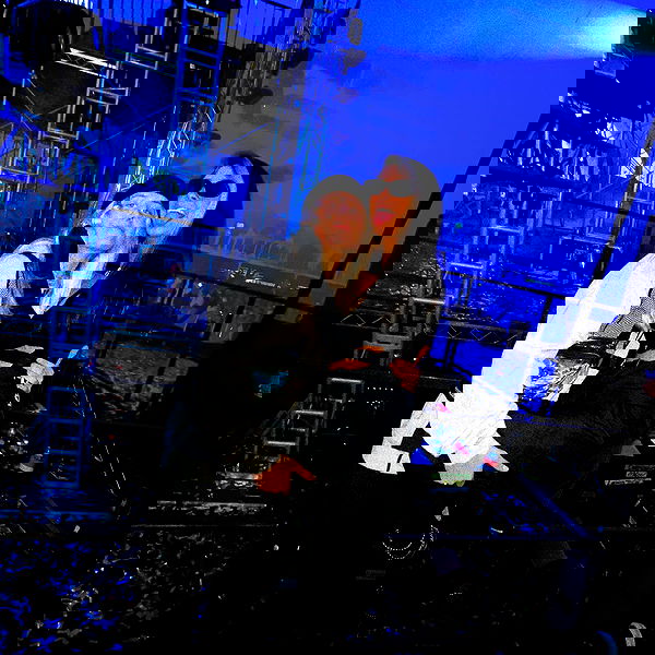 v.okay image ~ Altpins