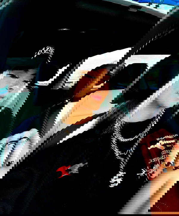 v.okay image ~ Altpins