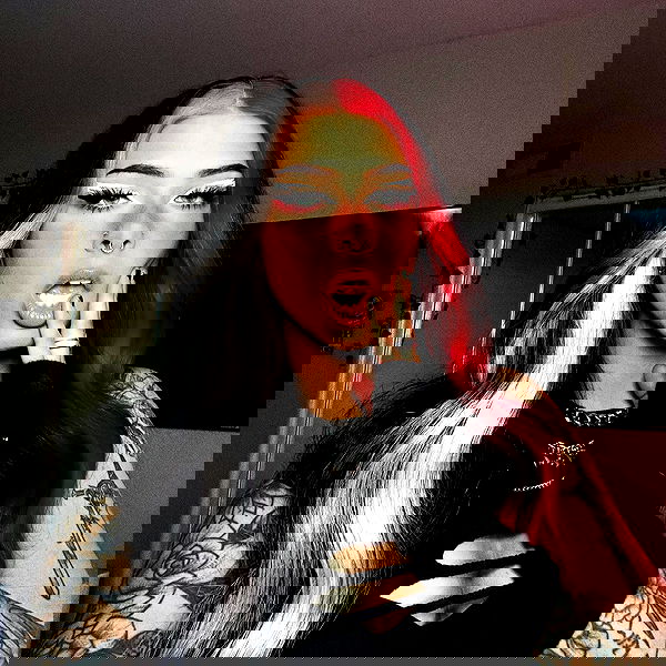 v.okay image ~ Altpins