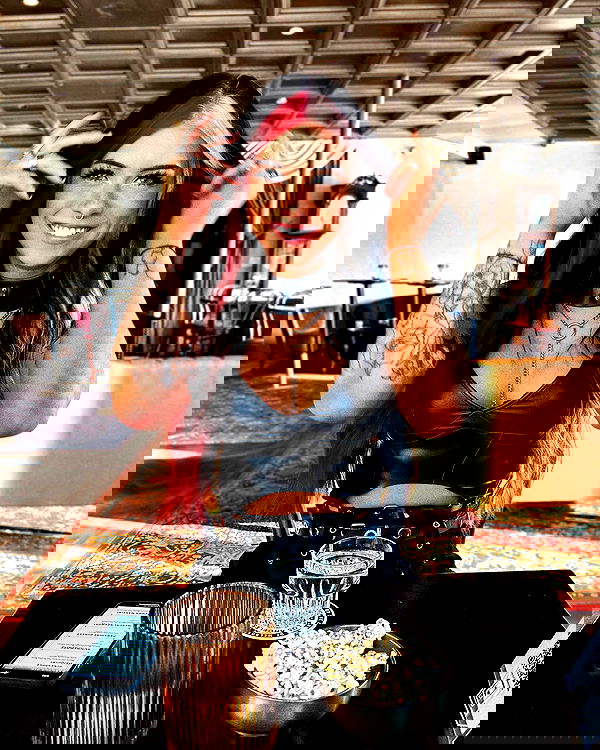 v.okay image ~ Altpins