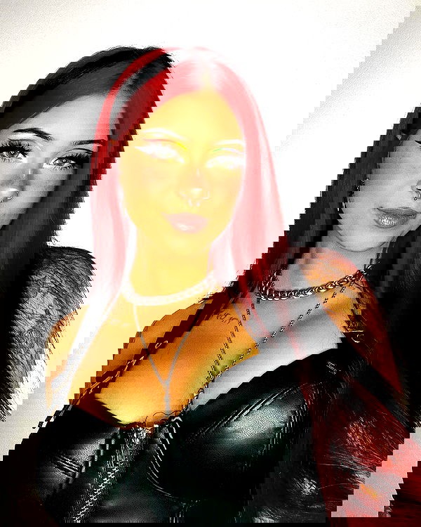 v.okay image ~ Altpins