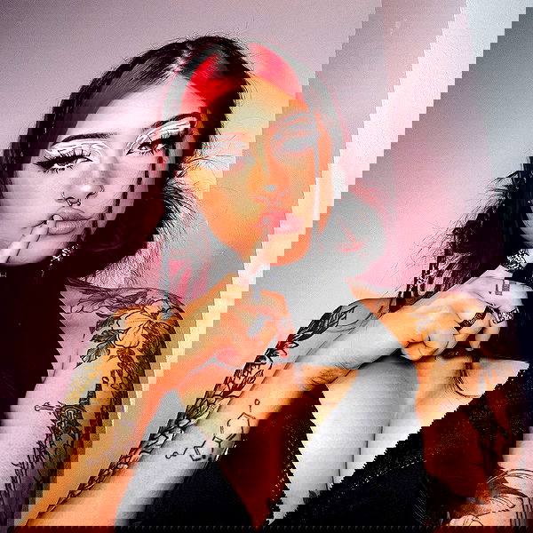 v.okay image ~ Altpins