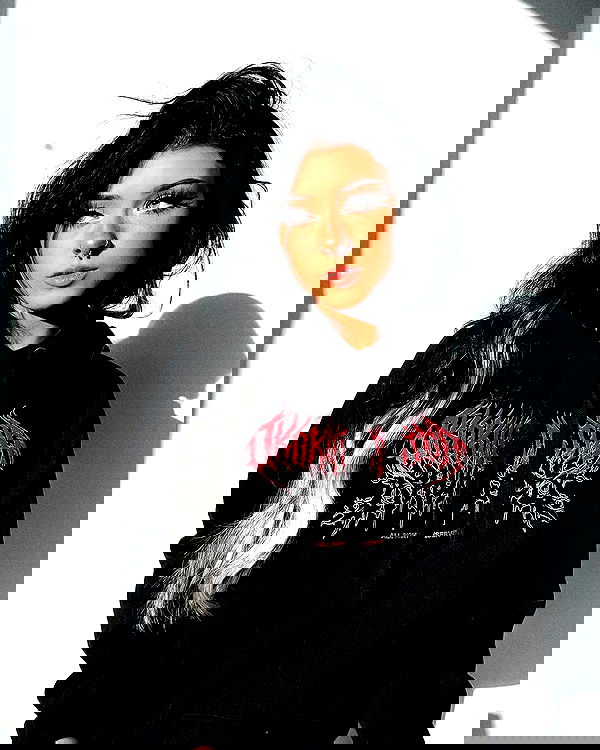 v.okay image ~ Altpins