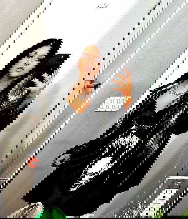 v.okay image ~ Altpins