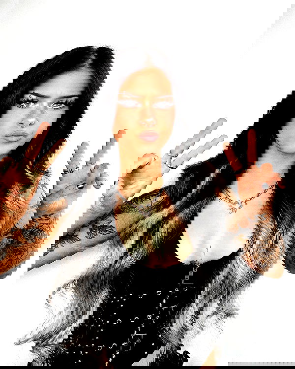 v.okay image ~ Altpins