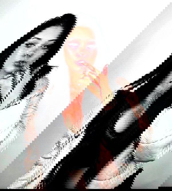 v.okay image ~ Altpins